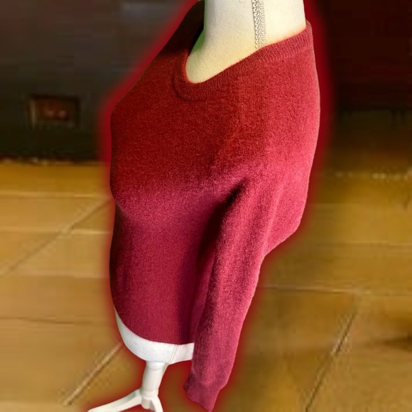 AG Adriano Goldschmied ‘Rylea’ 100% Cashmere Crewneck Sweater in “Cabernet” Red - Picture 12 of 14